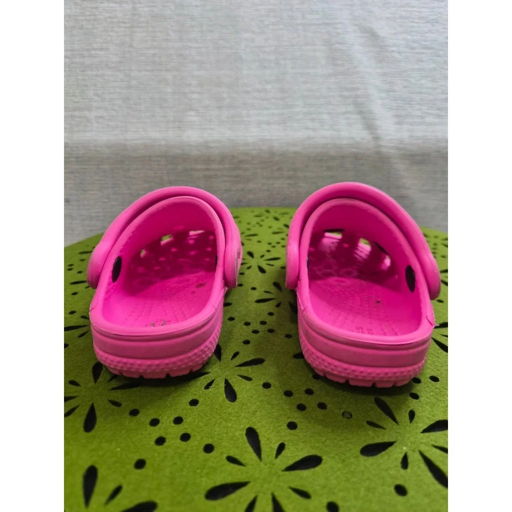 Crocs Barbie Classic Clog Girls 5 Sandal Electric Pink Comfort Slip On Slingback